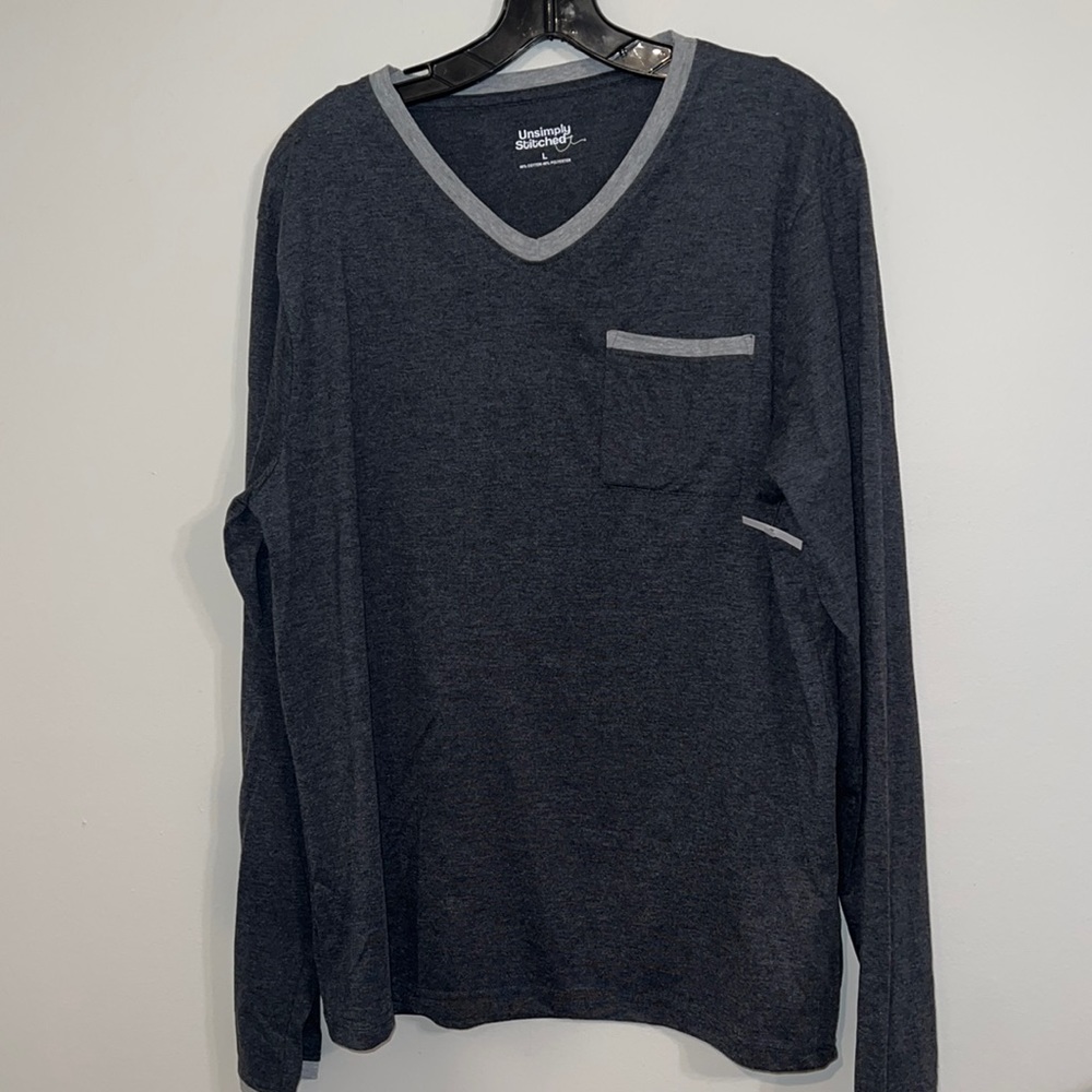 Men’s Unsimply Stitched,long sleeved, comfy, soft shirt, pullover tee, sz large